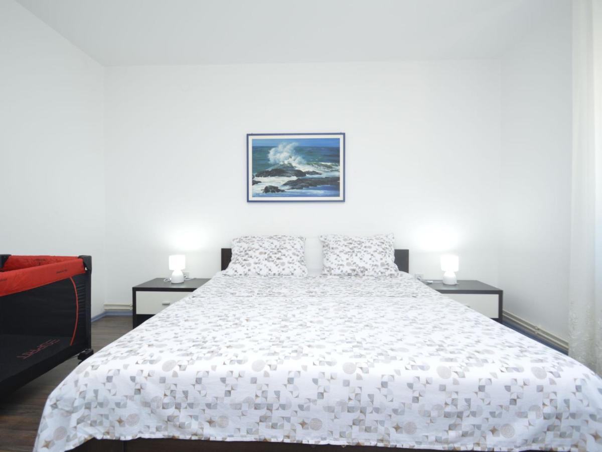 Bozac - Pul480 By Interhome Apartment